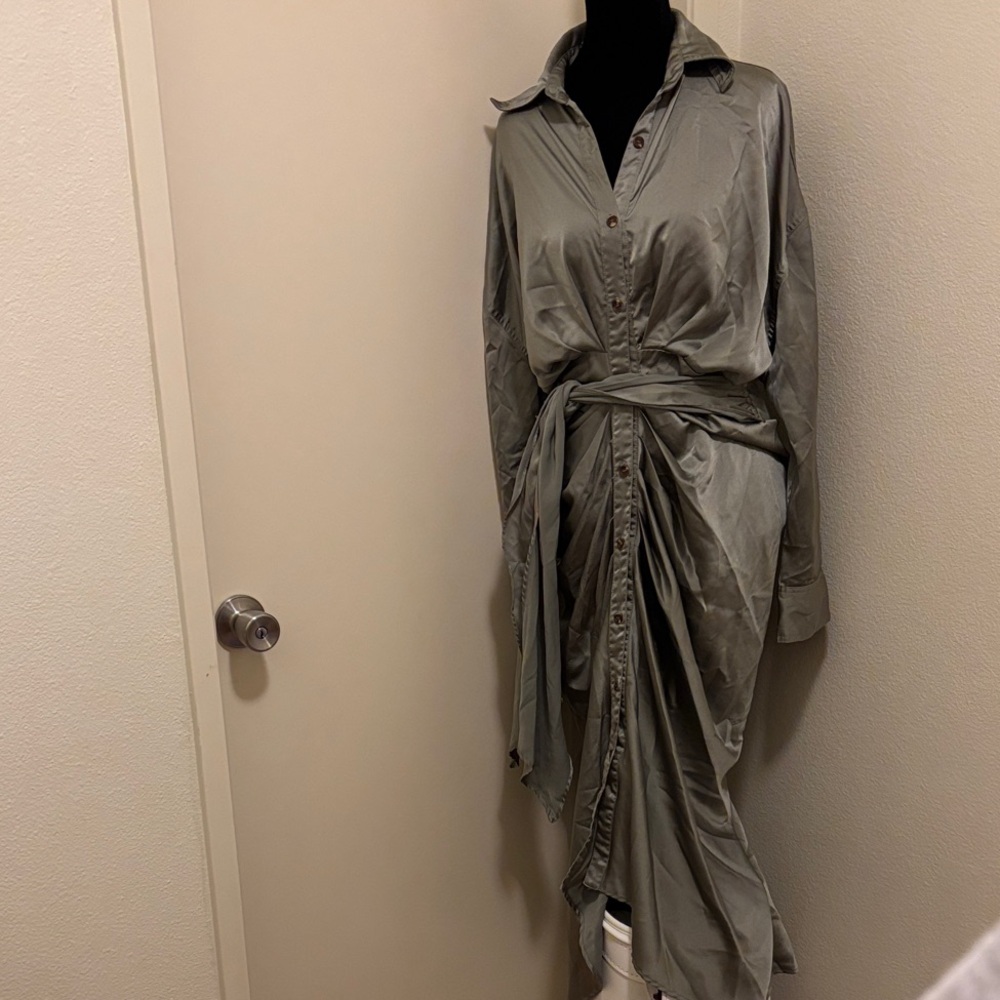 Silky green Women's Shirt Dress